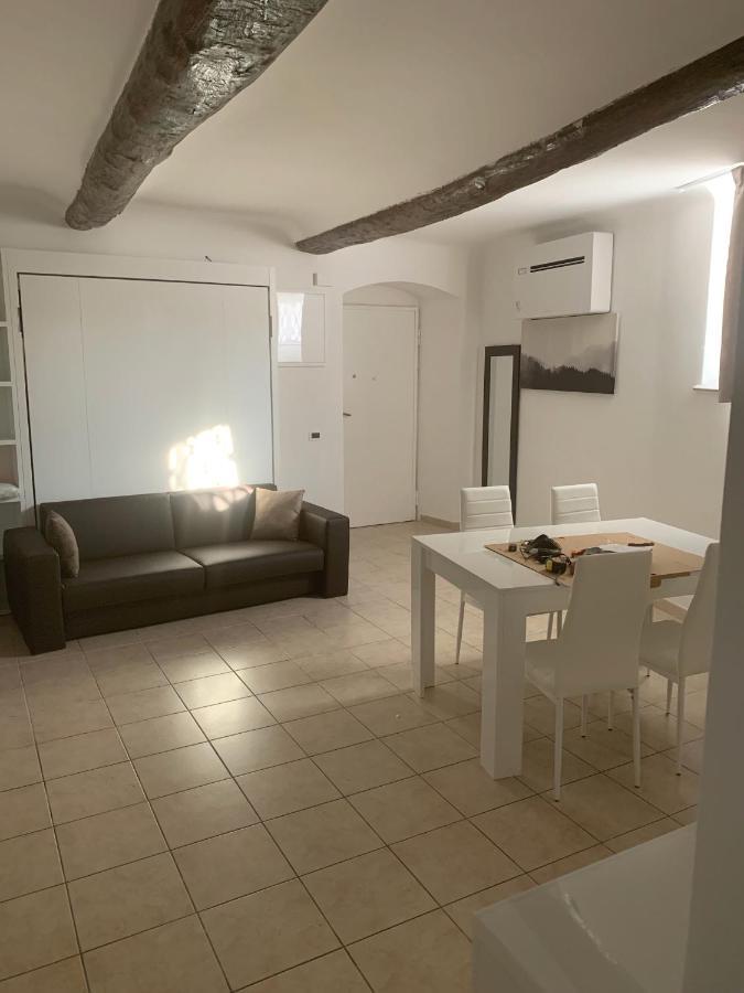 Appartamento Vacanze Breda Genua Buitenkant foto